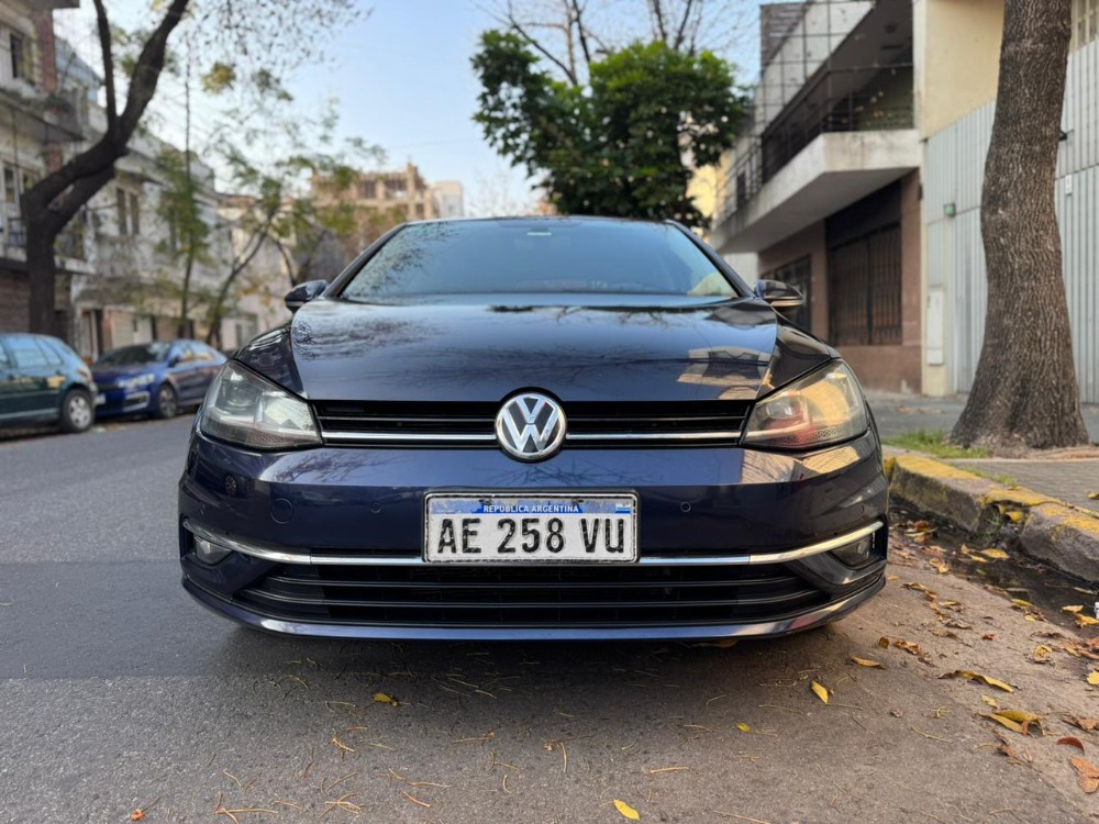 Volkswagen Golf Highline — foto 18